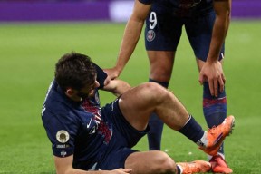 完美体育运营中心-关于球星受伤离场，球队状态下滑引发危机的信息